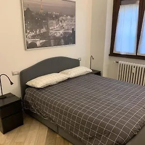 Andrea Appartamento Milano